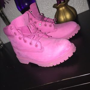 Pink timbs